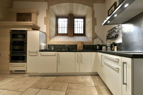Villa i Uzes, Gard, Uzes - € 790.000 | Ref: HH-15850970 - foto 7