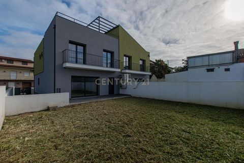 Villa i Coimbra, Coimbra, Coimbra - € 549.999 | Ref: C0483-01169 - foto 1