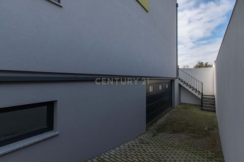 Villa i Coimbra, Coimbra, Coimbra - € 549.999 | Ref: C0483-01169 - foto 28