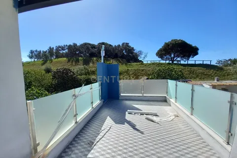 Lejlighed i Seixal, Setubal, Seixal - € 300.000 | Ref: C0431-00474 - foto 1