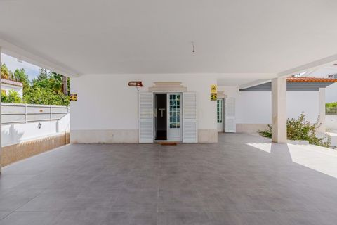 Villa i Seixal, Setubal, Seixal - € 2.900.000 | Ref: C0431-00633 - foto 3