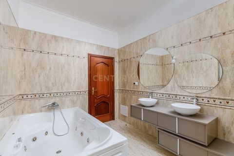 Villa i Seixal, Setubal, Seixal - € 2.900.000 | Ref: C0431-00633 - foto 14