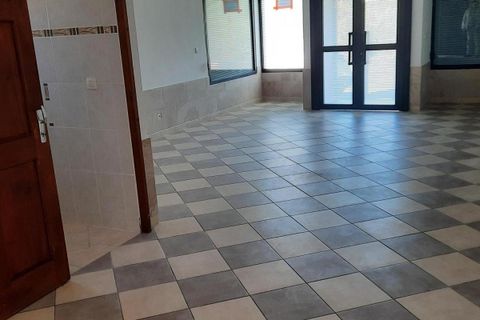 L'establiment comercial a Saint-Andre, La Reunion, Saint-Andre - € 13.824/mes | Ref: 6529 - foto 2