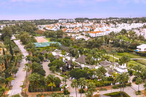 Villa a Estepona, Malaga, Estepona - € 1.950.000 | Ref: R5106211 - foto 30