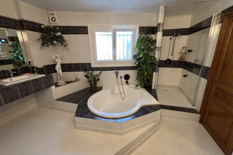 Villa i Grau d'Agde, Herault, Grau d'Agde - € 785.000 | Ref: MAVVI930006898 - foto 7