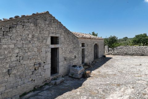 Villa i Modica, Ragusa, Modica - € 435.000 | Ref: L 2097 - foto 40