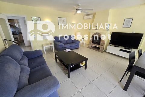 Villa i Empuriabrava, Gerona, Empuriabrava - € 570.000 | Ref: 3440 - foto 2