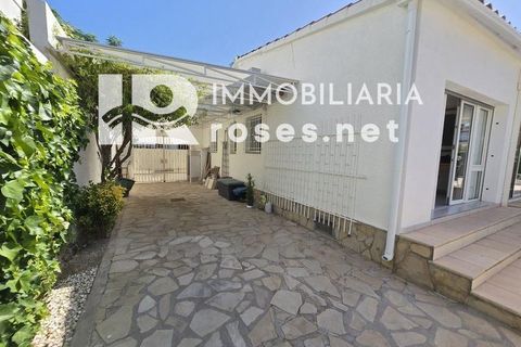 Villa i Empuriabrava, Gerona, Empuriabrava - € 570.000 | Ref: 3440 - foto 18