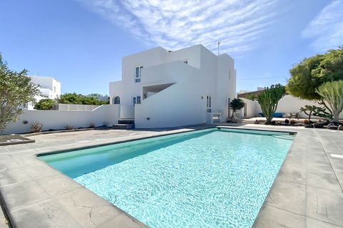 Villa in Tias, Lanzarote - foto 1