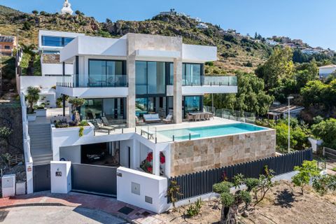 Villa i Benalmadena, Malaga, Benalmadena - € 2.600.000 | Ref: AOM0081 - foto 14