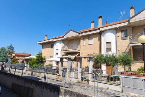 Villa i Corridonia, Macerata, Corridonia - € 168.000 | Ref: 881 - foto 22