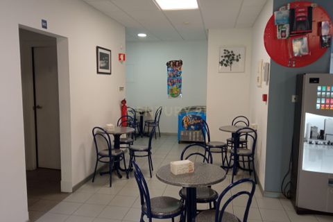 Erhvervsejendom i Carnaxide, Lisbon, Carnaxide - € 30.000 | Ref: C0283-00855 - foto 12