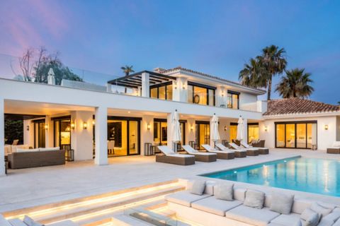 Villa in Nueva Andalucia, Malaga - foto 1