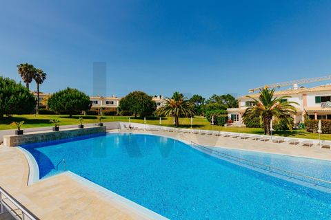 Rækkehus i Cascais, Lisbon, Cascais - € 1.200.000 | Ref: KWPT-016624 - foto 33