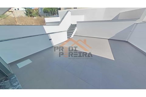 Villa i Odivelas, Lisbon, Odivelas - € 730.000 | Ref: PP5610 - foto 1