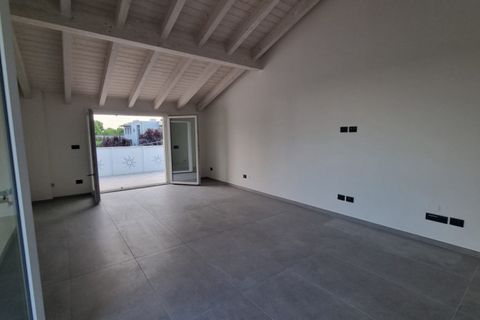 Penthouse i Carpi, Modena, Carpi - € 400 000 | Ref: CA206 - foto 2