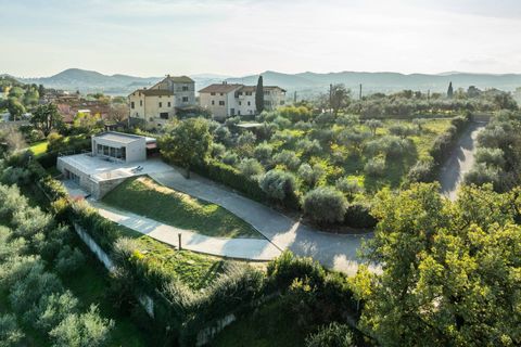 Villa a Corciano, Perugia, Corciano - € 890.000 | Ref: CBI134-1917-124 - foto 34