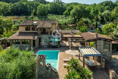 Villa i Baschi, Terni, Baschi - € 690.000 | Ref: CBI134-1917-172 - foto 1