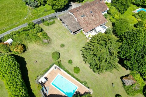 Villa a Chalais, Charente, Chalais - € 230.000 | Ref: BVI75690 - foto 2