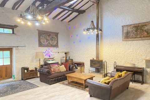 Villa a Chalais, Charente, Chalais - € 230.000 | Ref: BVI75690 - foto 3