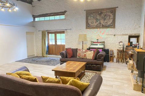 Villa a Chalais, Charente, Chalais - € 230.000 | Ref: BVI75690 - foto 4