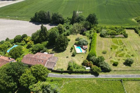 Villa a Chalais, Charente, Chalais - € 230.000 | Ref: BVI75690 - foto 15