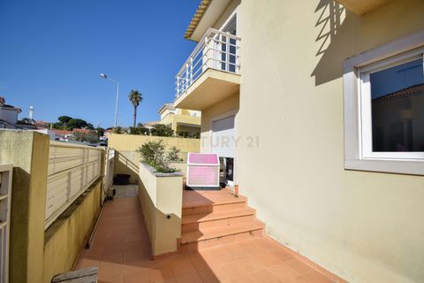 Villa i Cascais, Lisbon, Cascais - € 980.000 | Ref: C0222-05237 - foto 4
