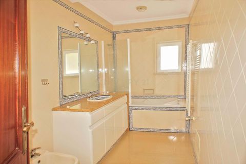 Villa i Cascais, Lisbon, Cascais - € 1.740.000 | Ref: C0222-05152 - foto 32
