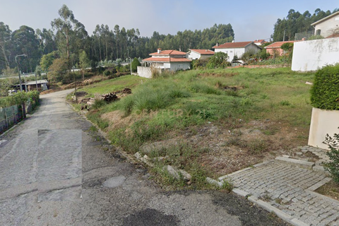 Helårsgrund i Sandim, Porto, Sandim - € 140.000 | Ref: C0406-01337 - foto 1