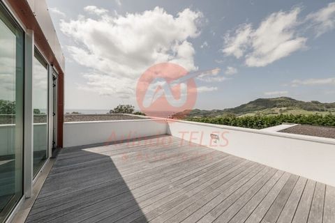 Byhus i Angra do Heroismo, Terceira, Angra do Heroismo - € 1.600.000 | Ref: M996 - foto 40