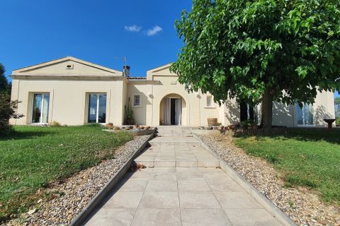 Villa i Duras, Lot-et-Garonne, Duras - € 397.500 | Ref: BVI81597 - foto 2