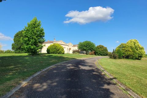 Villa i Duras, Lot-et-Garonne, Duras - € 397.500 | Ref: BVI81597 - foto 12