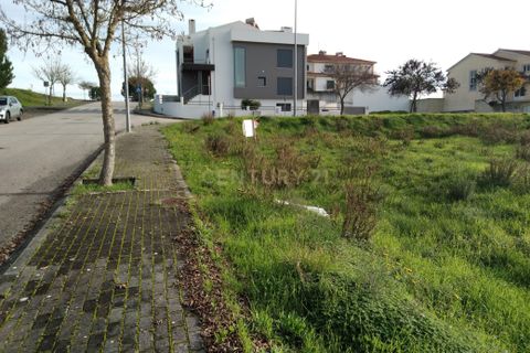 Helårsgrund i Entroncamento, Santarem, Entroncamento - € 33.000 | Ref: C0452-00282 - foto 3