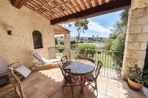 Villa i Antibes, Alpes-Maritimes, Antibes - € 1.500.000 | Ref: V1925 - foto 15