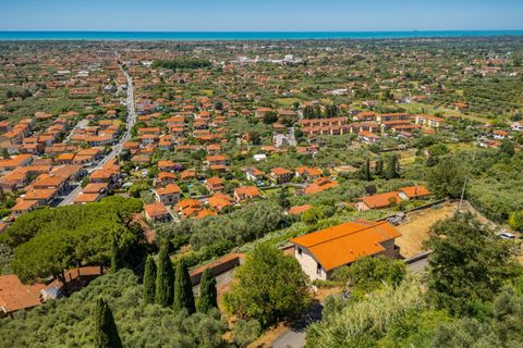Villa a Seravezza, Lucca, Seravezza - € 1.700.000 | Ref: CBI129-1110-130505 - foto 12