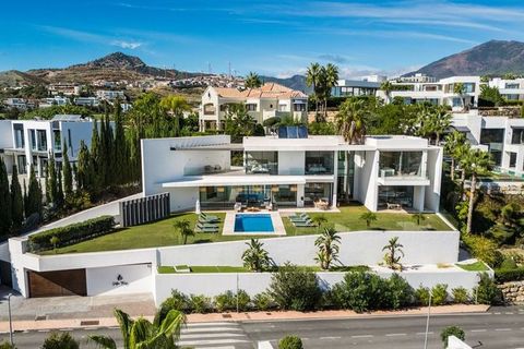 Villa a Benahavis, Malaga, Benahavis - € 3.950.000 | Ref: BLXC-1404A - foto 2