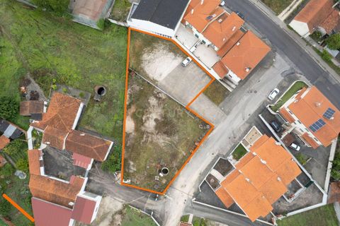 Helårsgrund i Leiria, Leiria, Leiria - € 80.000 | Ref: C0381-00444 - foto 1