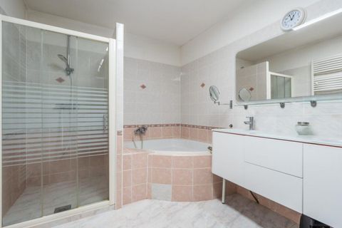 Villa a Luynes, Indre-et-Loire, Luynes - € 382.000 | Ref: getkey_u_478385543 - foto 8