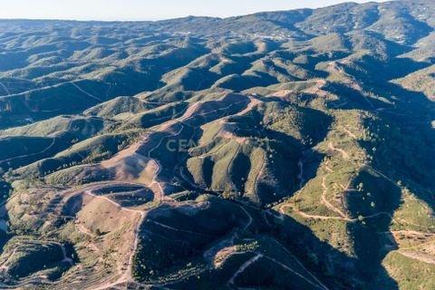 Helårsgrund i Monchique, Faro, Monchique - € 120.000 | Ref: C0240-02722 - foto 19