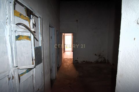 Villa i Silves, Faro, Silves - € 150.000 | Ref: C0240-03115 - foto 9