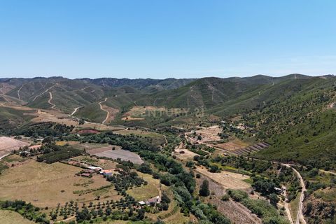 Helårsgrund i Monchique, Faro, Monchique - € 50.000 | Ref: C0240-02865 - foto 12