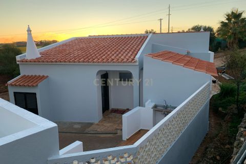 Villa i Silves, Faro, Silves - € 479.500 | Ref: C0240-03185 - foto 11