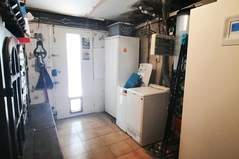 Villa a Ceret, Pyrenees-Orientales, Ceret - € 235.000 | Ref: 6348VBL/OS - foto 10