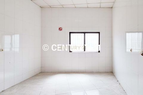 Erhvervsejendom i Paredes, Porto, Paredes - € 193.000 | Ref: C0188-01763 - foto 40