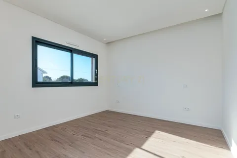 Villa a Azambuja, Lisbon, Azambuja - € 570.000 | Ref: C0505-00223 - foto 13