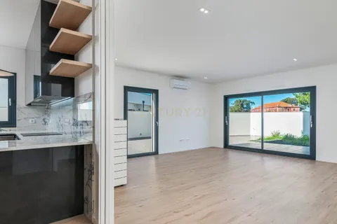 Villa a Azambuja, Lisbon, Azambuja - € 570.000 | Ref: C0505-00223 - foto 27