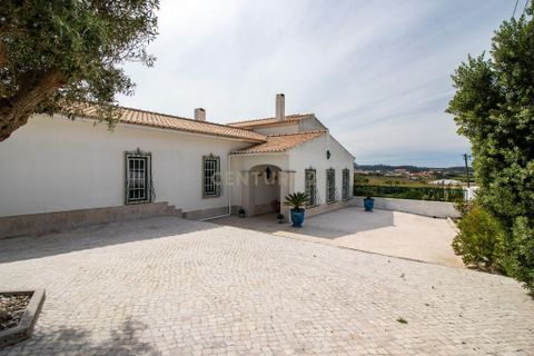 Farm hus i Mafra, Lisbon, Mafra - € 1.250.000 | Ref: C0444-00406 - foto 7