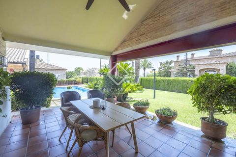 Villa a Godella, Valencia, Godella - € 1.100.000 | Ref: VAL61449 - foto 12