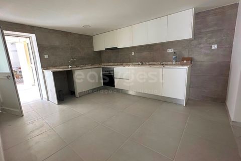 Villa i Coimbra, Coimbra, Coimbra - € 280.000 | Ref: RR97556 - foto 2