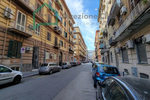 Erhvervsejendom i Naples, Naples, Naples - € 59.000 | Ref: VIA BRINDISI - foto 2